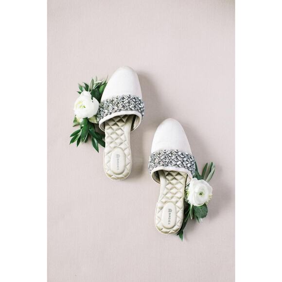 Birdies The Songbird Snow Crystal Velvet Bridal Slides - Size 7 - Picture 13 of 13